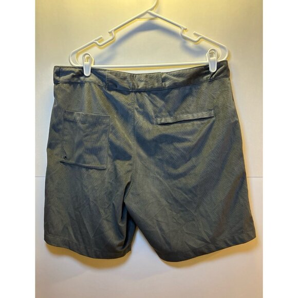 Nike SB (size 34) velours gray shorts - Picture 2 of 9